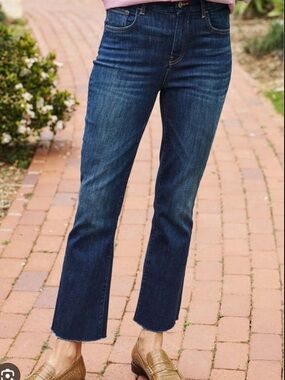 Frank & Eileen Killian Crop Flare Jean Size 30 High Rise Dark Wash Raw Hem